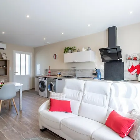 Holiday home Le Pic Epeiche