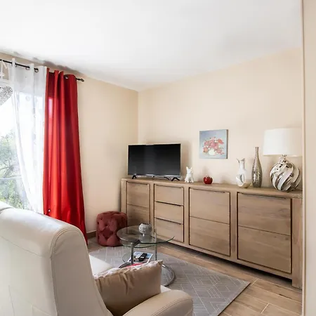 Le Pic Epeiche Holiday home *